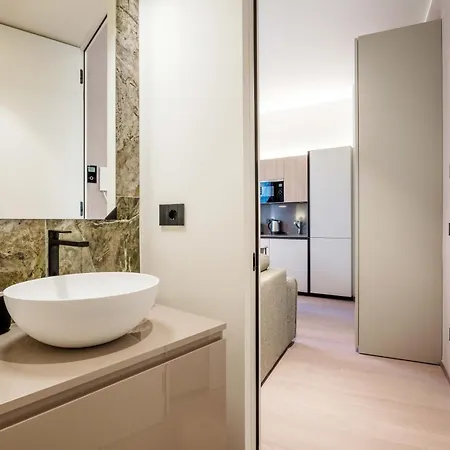 Exclusive Retreat Few Steps From Duomo - Apt 8 Milan